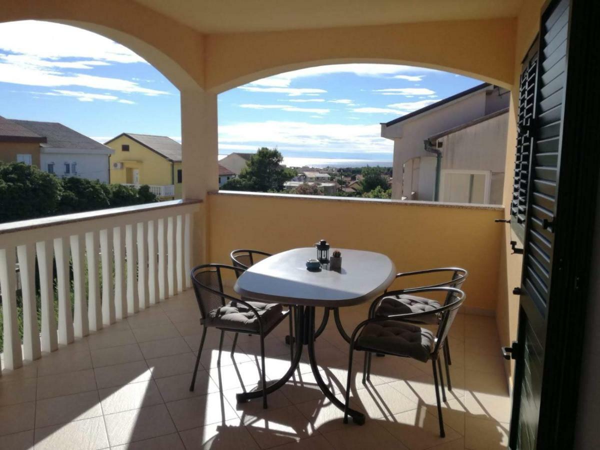 Apartman Dora Povljana Extérieur photo