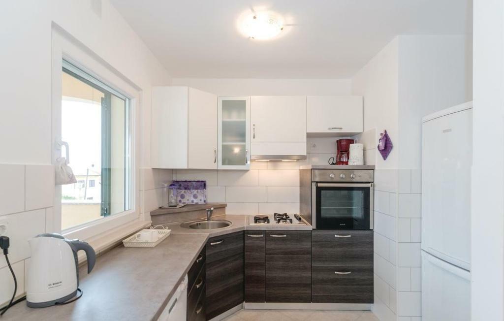 Apartman Dora Povljana Extérieur photo